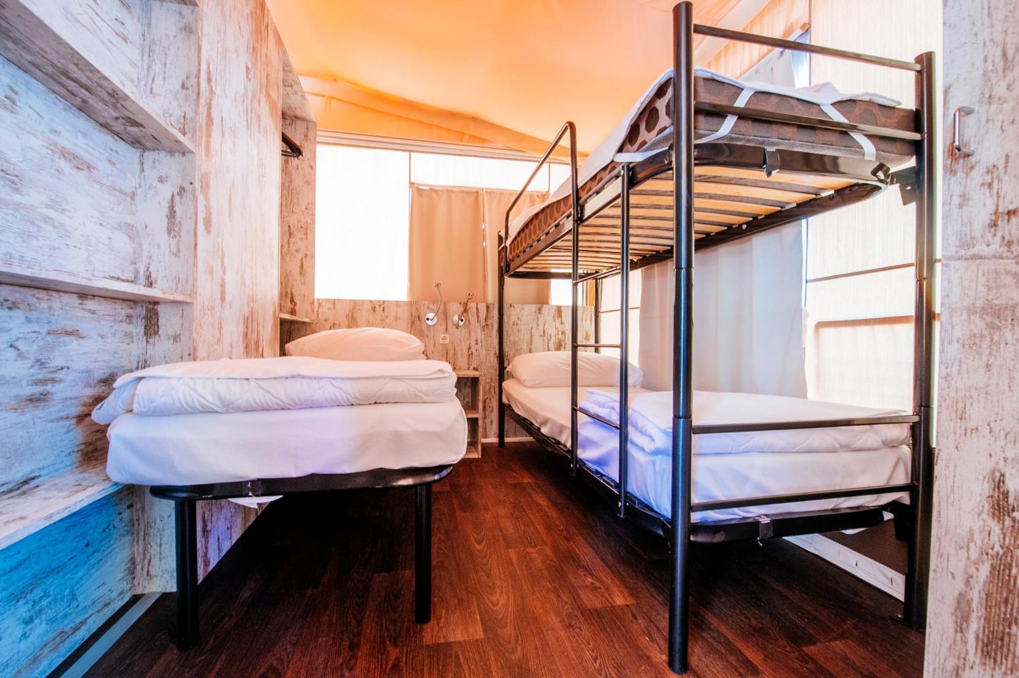 Zaton Holiday Resort Glamping Tents Nin Rom bilde